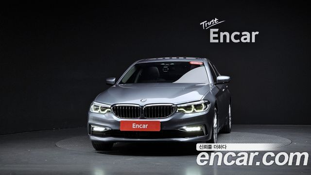 BMW 5-Series 2018 — photo 3