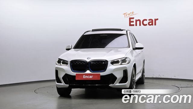 BMW iX3 2024 — photo 3