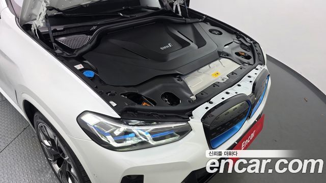 BMW iX3 2024 — photo 6