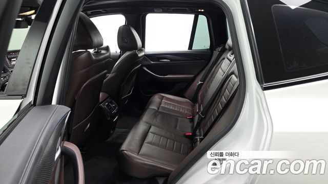 BMW iX3 2024 — photo 12
