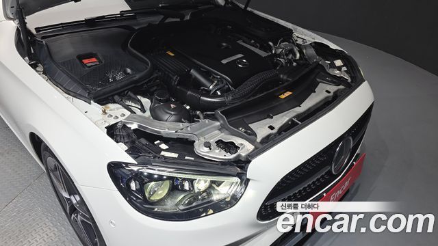 Mercedes-Benz E-Class 2023 — photo 6