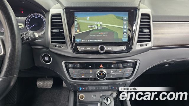 KG Mobility Rexton 2019 — photo 19