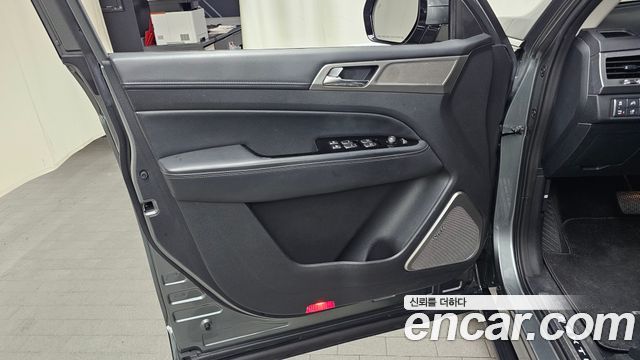 KG Mobility Rexton 2019 — photo 14