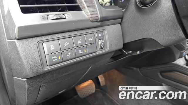 KG Mobility Rexton 2019 — photo 28