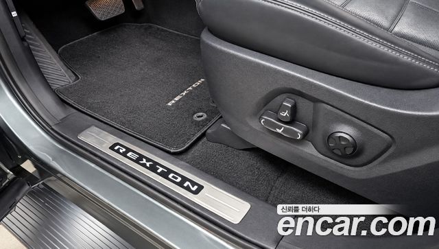 KG Mobility Rexton 2019 — photo 31