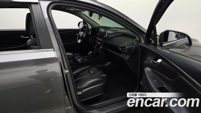 Hyundai Santafe 2020 — photo 17