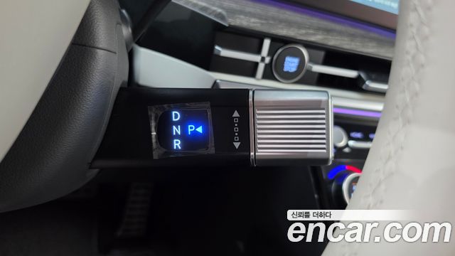 Hyundai Santafe 2024 — photo 12