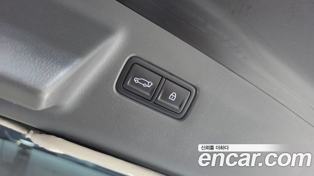 Hyundai Santafe 2024 — photo 23