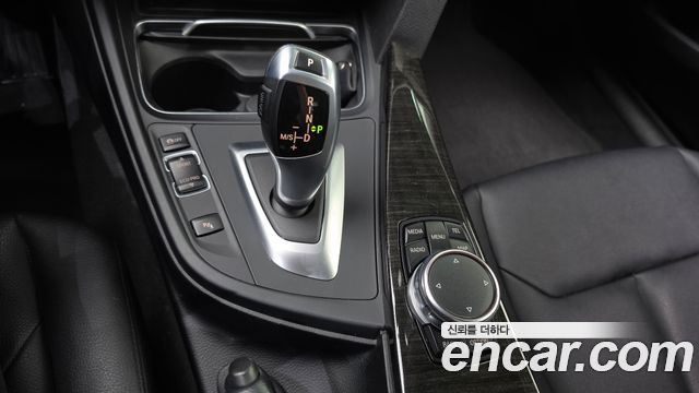 BMW Gran Turismo 2016 — photo 12