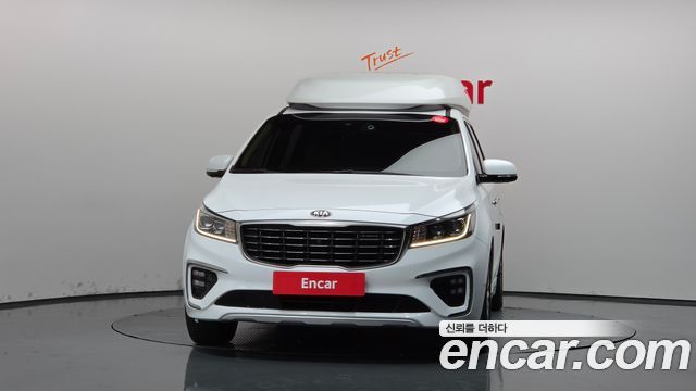 Kia Canival 2019 — photo 3