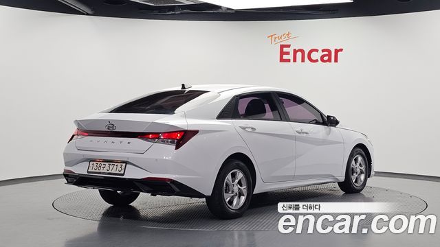 Hyundai AVANTE 2021 — photo 2