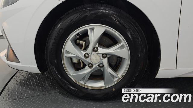 Hyundai AVANTE 2021 — photo 5