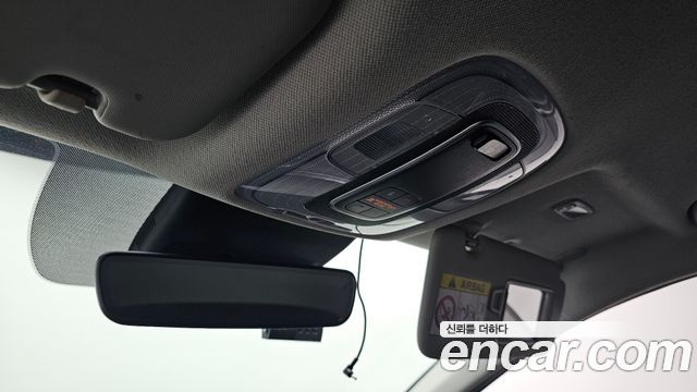 Hyundai AVANTE 2021 — photo 25