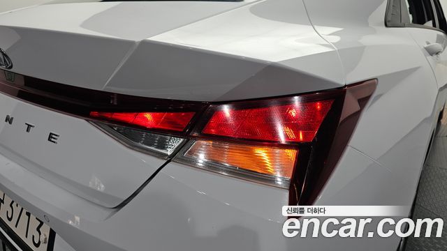 Hyundai AVANTE 2021 — photo 9
