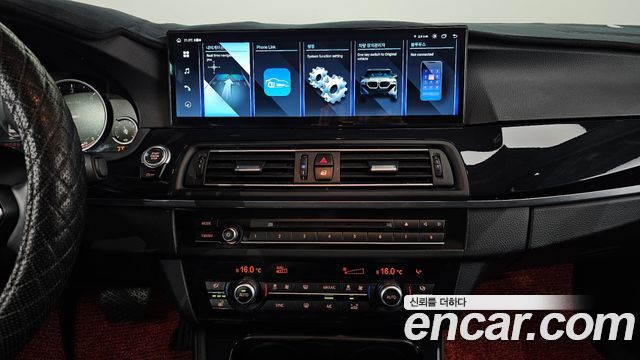 BMW 5-Series 2016 — photo 14