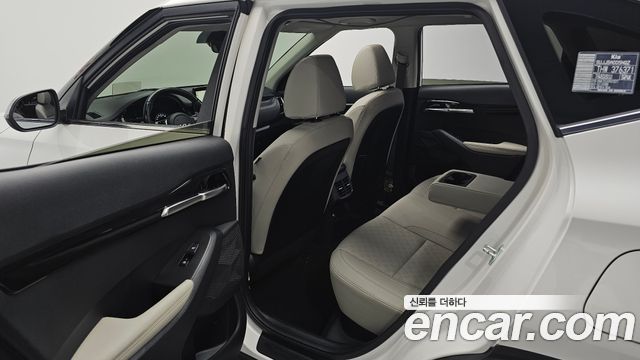 Kia Seltos 2023 — photo 18