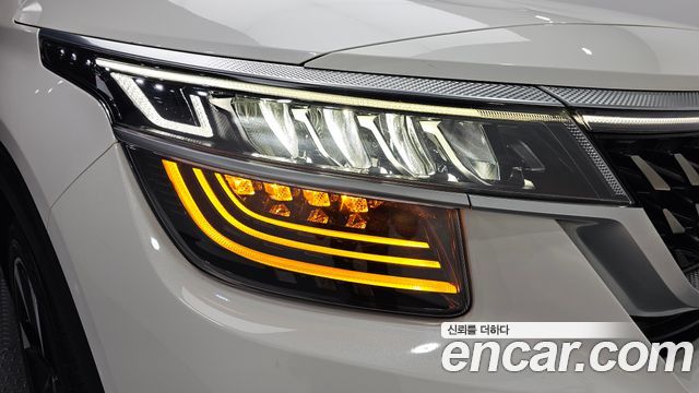 Kia Seltos 2023 — photo 8