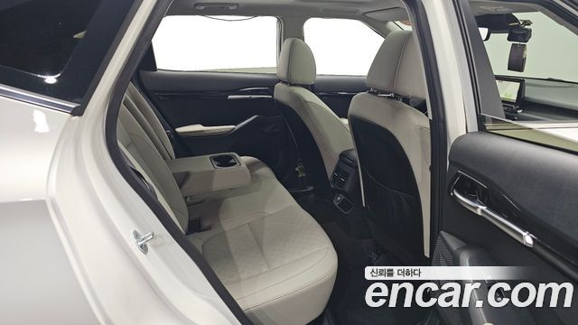 Kia Seltos 2023 — photo 16