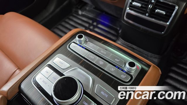 Kia K9 2019 — photo 32