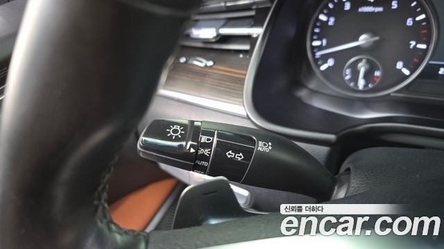 Kia K9 2019 — photo 37