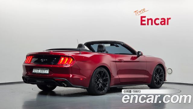 Ford Mustang 2018 — photo 2