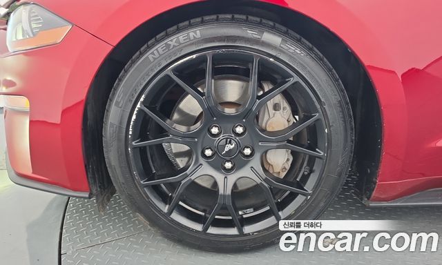 Ford Mustang 2018 — photo 5