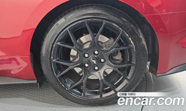 Ford Mustang 2018 — photo 7
