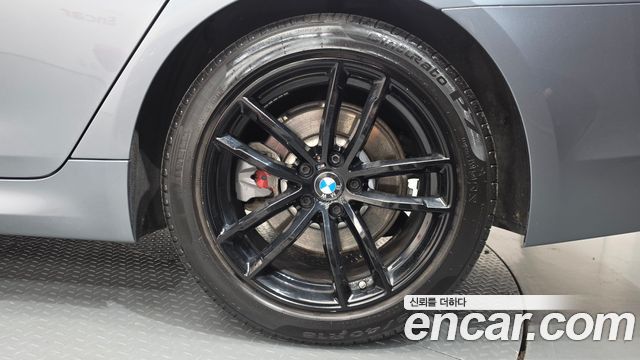 BMW 5-Series 2020 — photo 7
