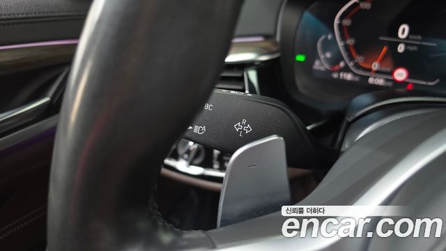 BMW 5-Series 2020 — photo 29