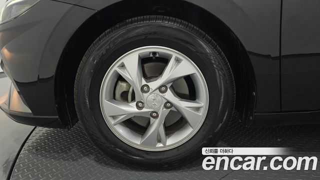 Hyundai AVANTE 2022 — photo 5