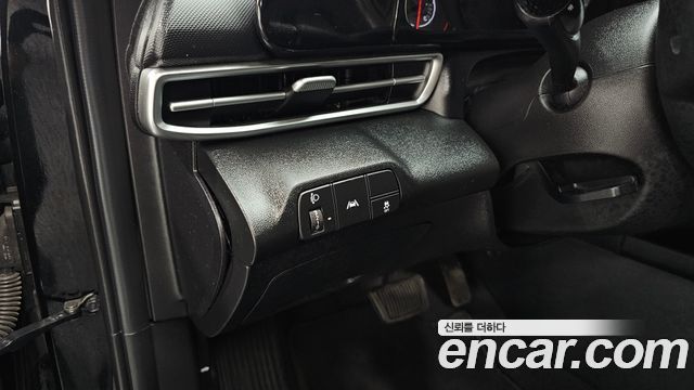 Hyundai AVANTE 2022 — photo 24