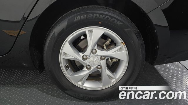 Hyundai AVANTE 2022 — photo 7