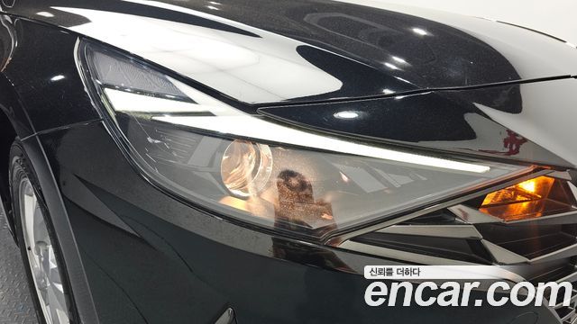 Hyundai AVANTE 2022 — photo 8