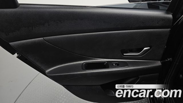 Hyundai AVANTE 2022 — photo 15