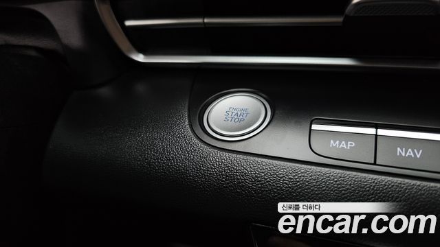 Hyundai AVANTE 2022 — photo 27