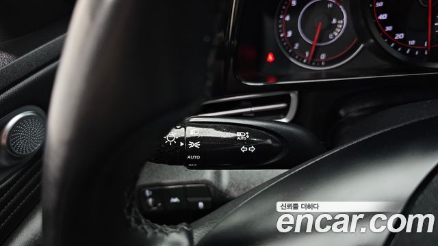 Hyundai AVANTE 2022 — photo 28