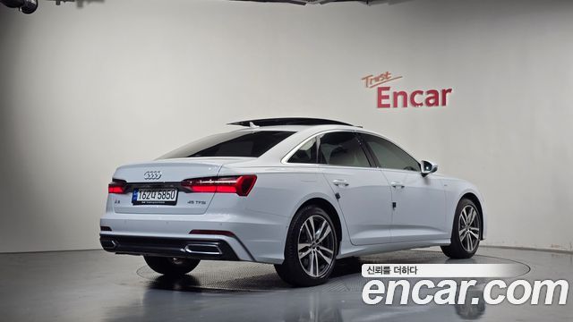 Audi A6 2023 — photo 2