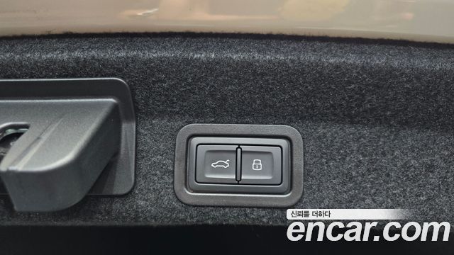 Audi A6 2023 — photo 23