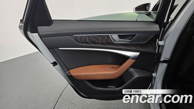 Audi A6 2023 — photo 15
