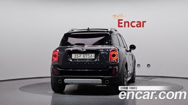 Mini Countryman 2019 — photo 4