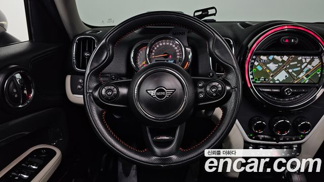 Mini Countryman 2019 — photo 19