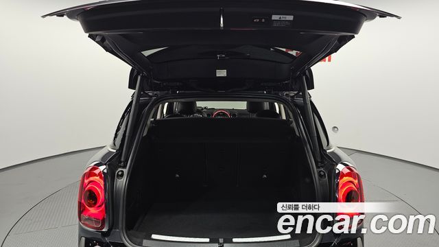 Mini Countryman 2019 — photo 25