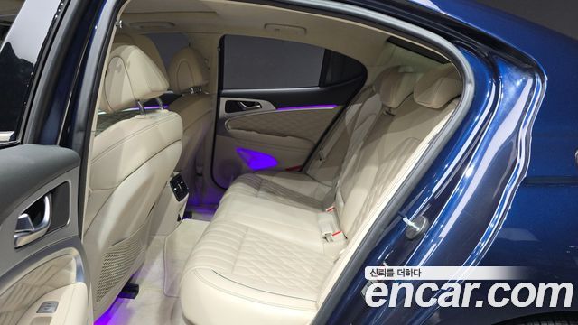 Genesis G70 2019 — photo 16