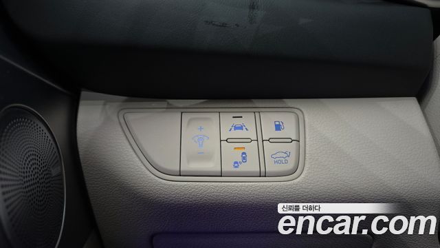 Genesis G70 2019 — photo 30