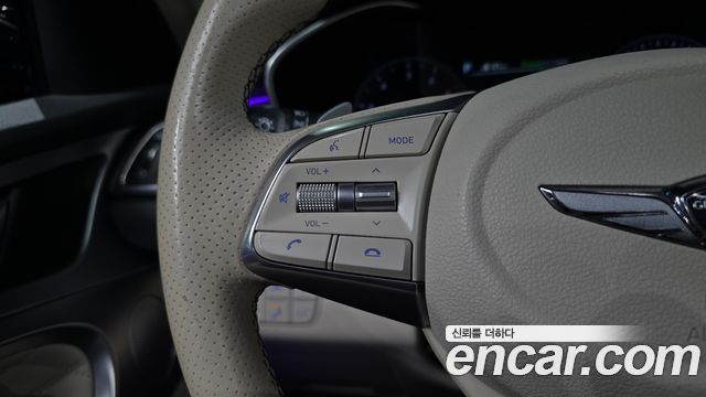 Genesis G70 2019 — photo 37