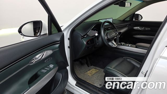 Genesis GV70 2022 — photo 13