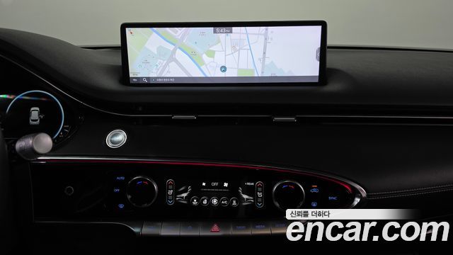 Genesis GV70 2022 — photo 19