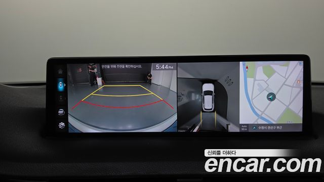 Genesis GV70 2022 — photo 20