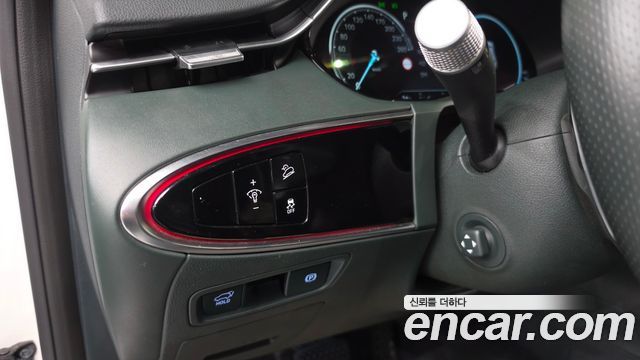 Genesis GV70 2022 — photo 27