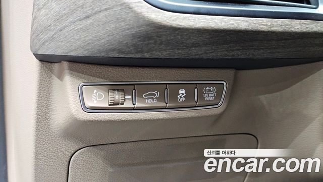 Kia K8 2023 — photo 26